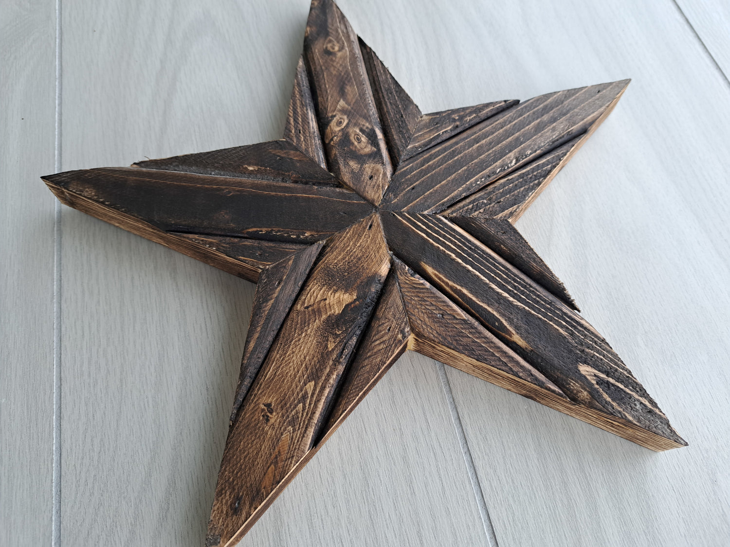Rustic Wooden Star - Dark Pine